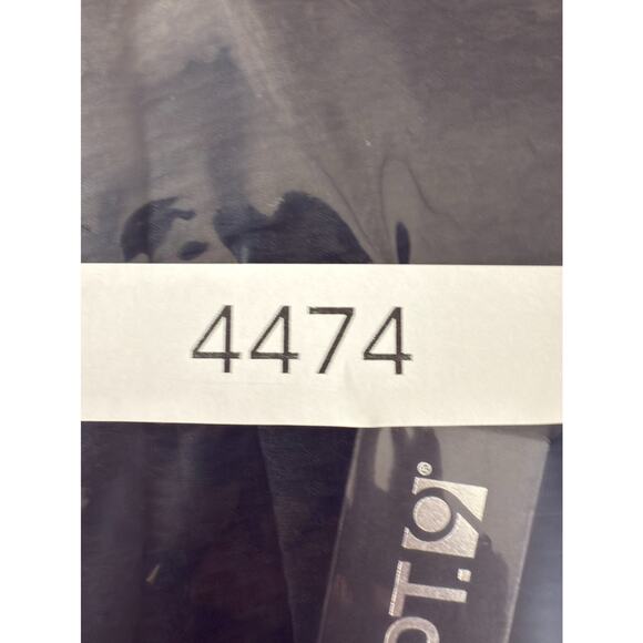 NEW Apt 9 Size 14 Flat Front Mid Rise Casual Shorts Black Button Zip NWT - Picture 14 of 14